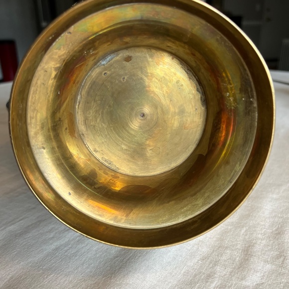 Extra large brass pitcher - Picture 8 of 9